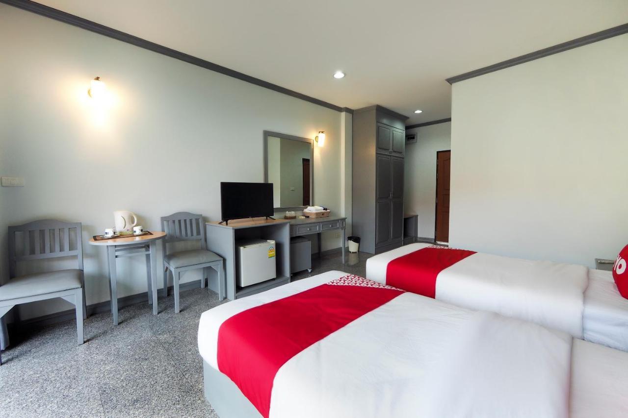 Oyo 859 Golden Land Hotel تْشينيغْرايْ المظهر الخارجي الصورة