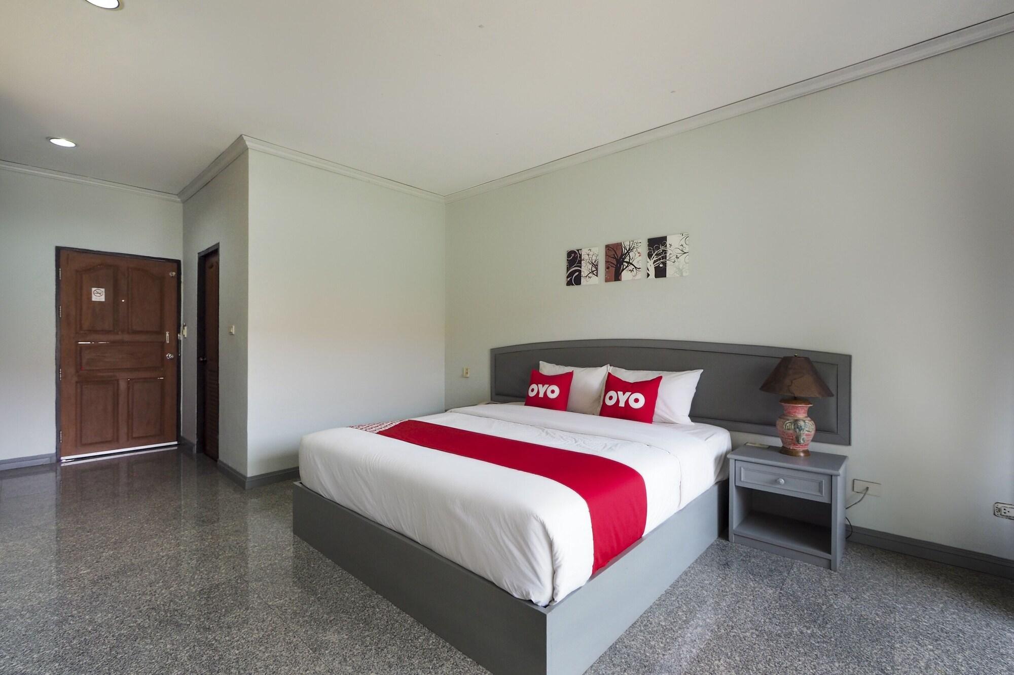 Oyo 859 Golden Land Hotel تْشينيغْرايْ المظهر الخارجي الصورة