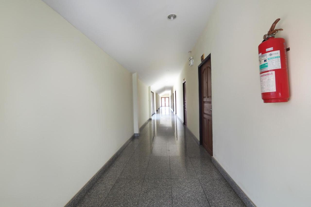 Oyo 859 Golden Land Hotel تْشينيغْرايْ المظهر الخارجي الصورة