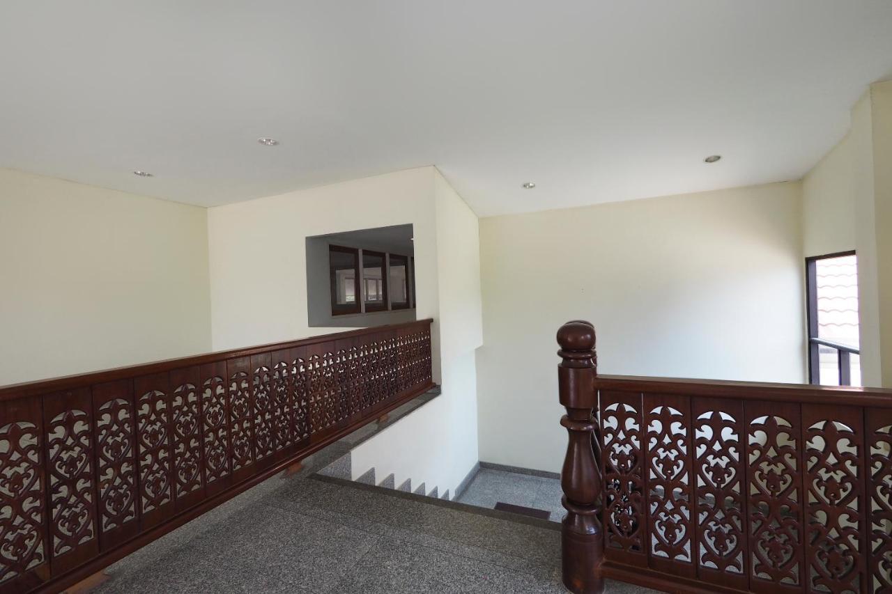 Oyo 859 Golden Land Hotel تْشينيغْرايْ المظهر الخارجي الصورة